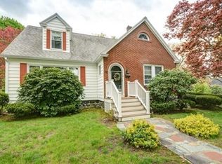 15 Holbrook Rd, North Andover, MA 01845