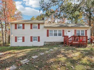 45 E Green Road, Rock Tavern, NY 12575