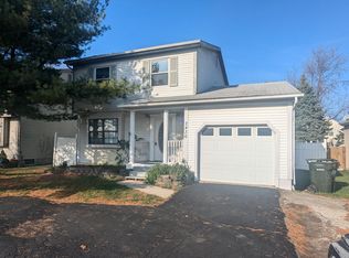 2436 Billingsley Rd, Columbus, OH 43235