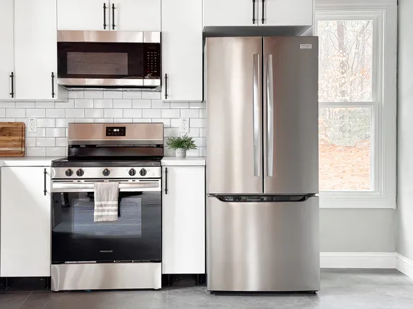 415 New West Townsend Rd, Lunenburg, MA 01462