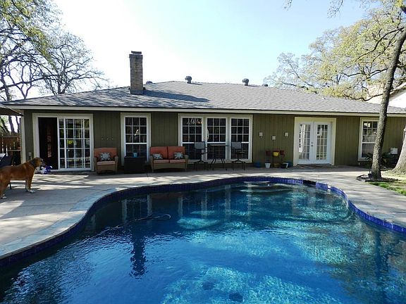 2nd image of 5903 Shamrock Dr