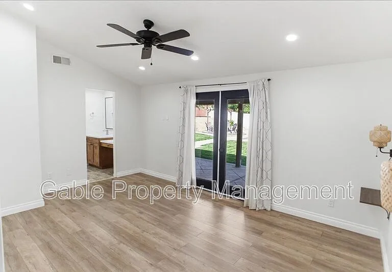 28136 Bakerton Ave — Photo 7