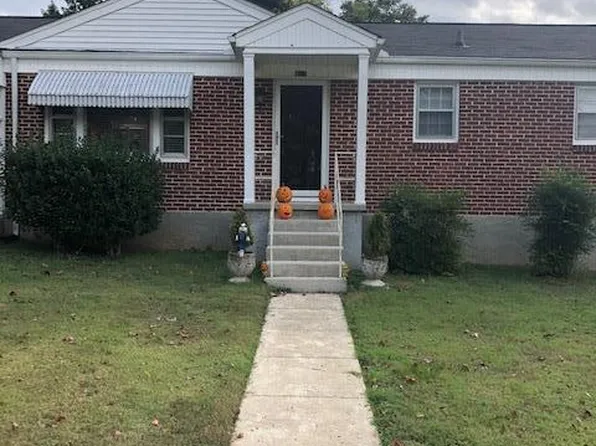 811 2nd Ave, Fayetteville, TN 37334