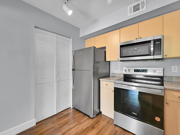 3740 NW Adriatic Ln #305 — Photo 5