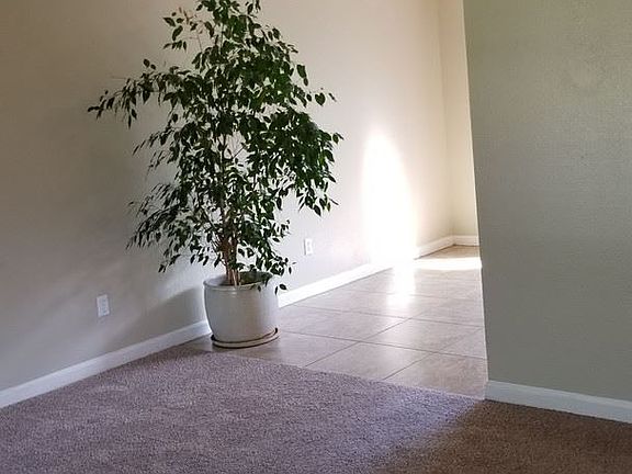 4th image of 4800 Kingbird Way