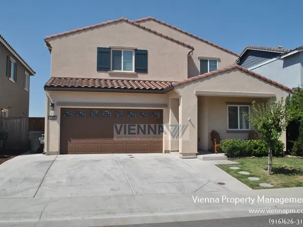7185 Star Trail Way, Roseville, CA 95747