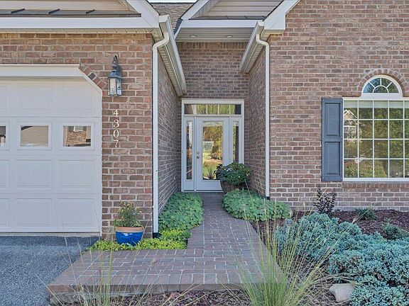 5th image of 4307 Faircrest Ln