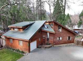 107 Cedar Rd, Trinity Center, CA 96091