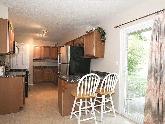 5th image of 12325 E 18th Pl