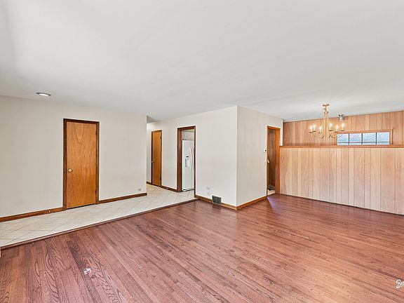 4th image of 520 S Bennett Ave