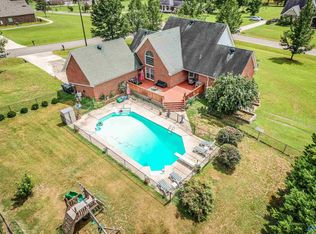 100 Cottage Garden Ct, Gurley, AL 35748