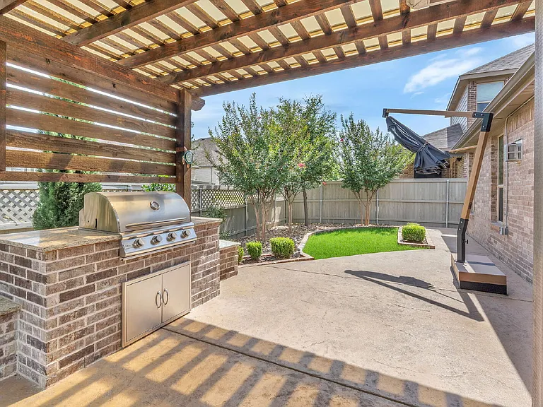2336 Shorthorn Dr — Photo 30