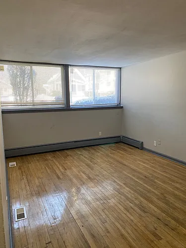 17644 Lahser Rd Photo 1