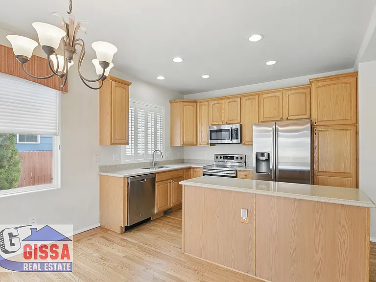 5532 Mountain Garland Dr — Photo 15