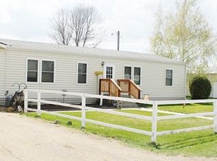 735 S 6th St W, Malta, MT 59538