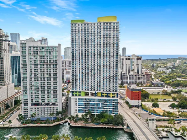 185 SW 7th St, Miami, FL 33130