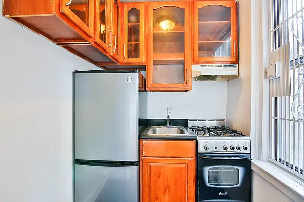 Rented by Platinum Properties | media 3