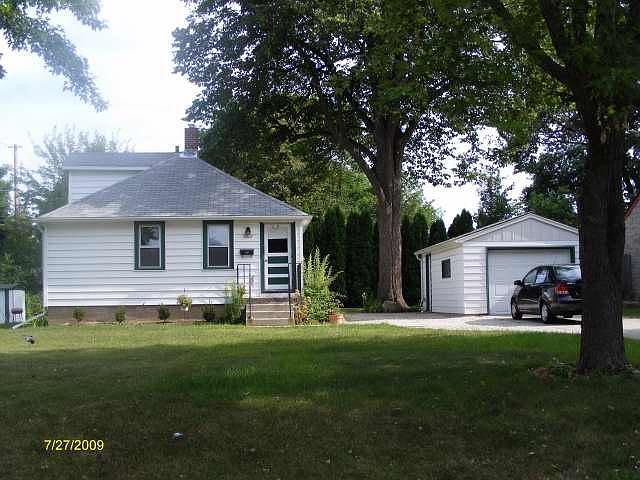 1st image of 9812 W Cleveland Ave