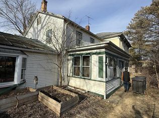 143 W Waukesha Rd, Eagle, WI 53119