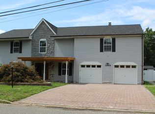 1945 7th St, North Brunswick, NJ 08902