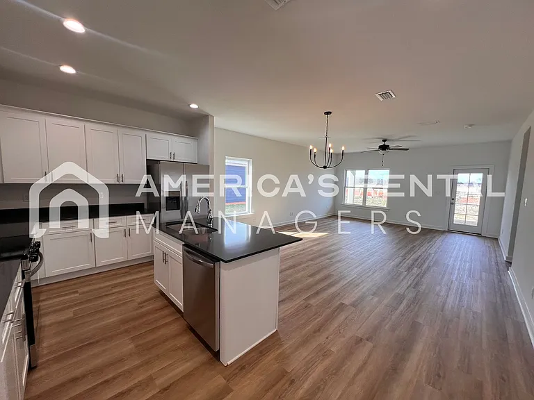 19641 Amberley Rd — Photo 14