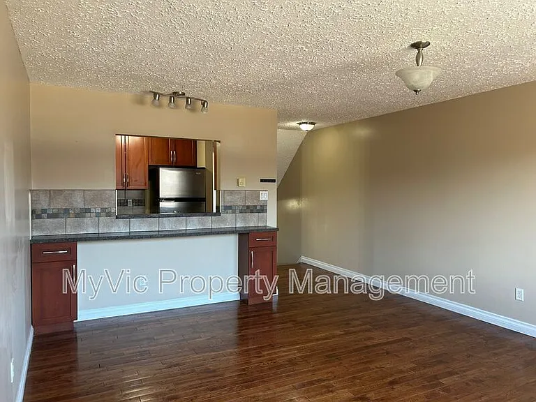 10121 162nd St NW #T5P-23L7 — Photo 4