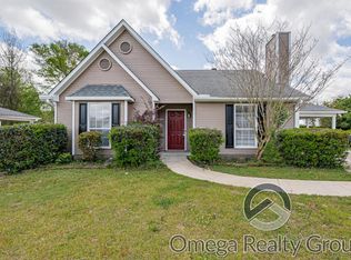 218 Brookhollow Dr, Pelham, AL 35124