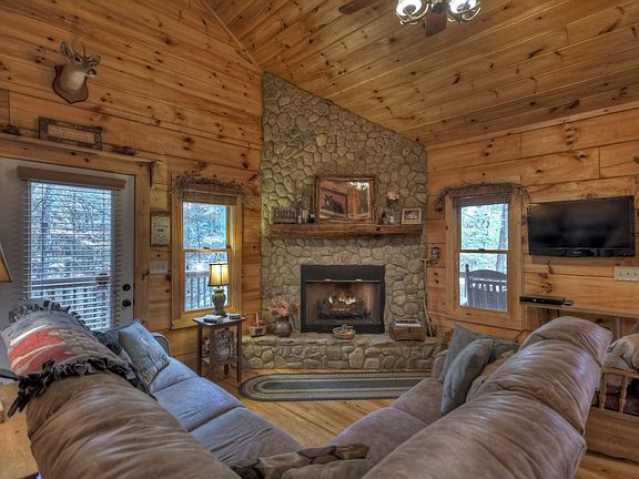 4th image of 91 Cinnamon Ln