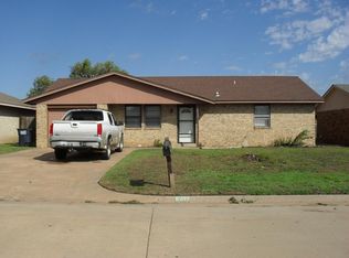 5202 Parkwood Ave, Enid, OK 73703