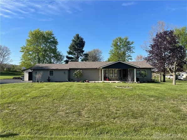 39 Viking Dr, Eaton, OH 45320