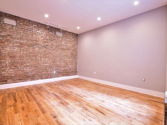 5th image of 2248 7th Ave APT 2R