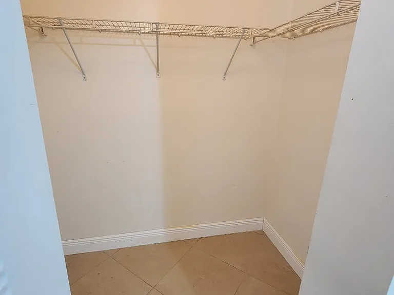 5011 Wiles Rd #207 — Photo 7