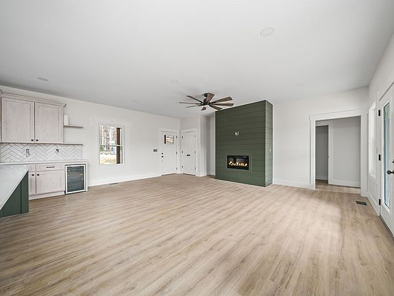 5th image of 6584 Thomas Twin Oak Rd
