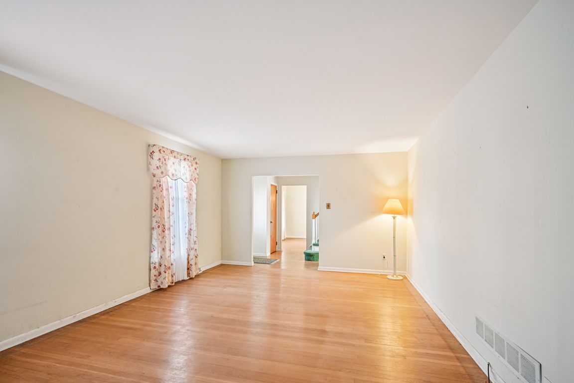 next background image