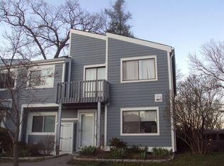 25 Barker St APT 513, Mount Kisco, NY 10549