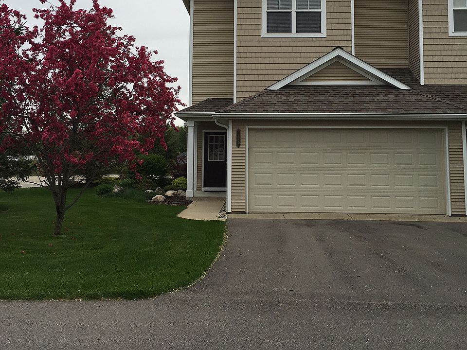 1st image of 921 Center Park Dr