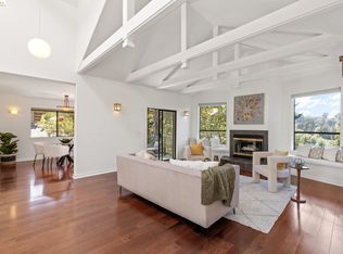 7079 Exeter Dr, Oakland, CA