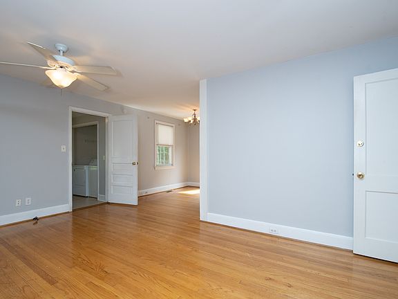 5th image of 724 Pembroke Ave