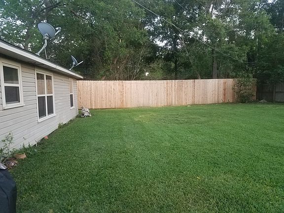 5th image of 225 Burnett Dr
