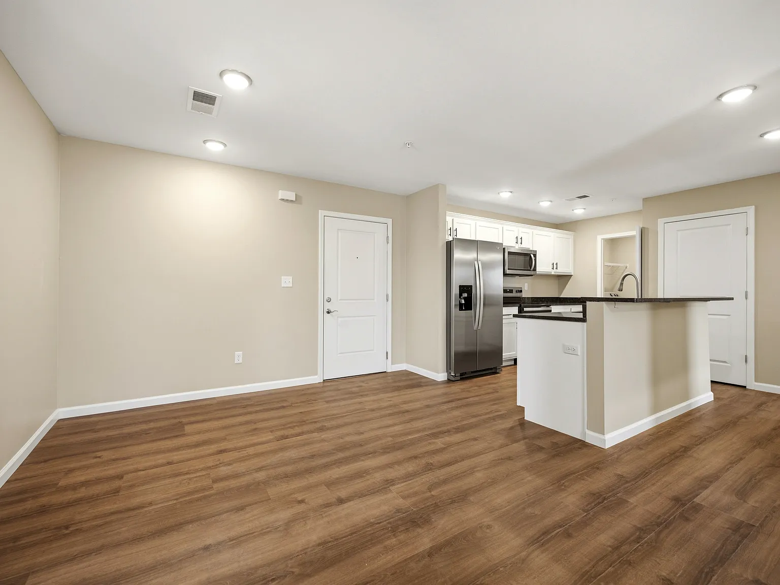 2319 Lantern Ridge Drive - 1 — Photo 3