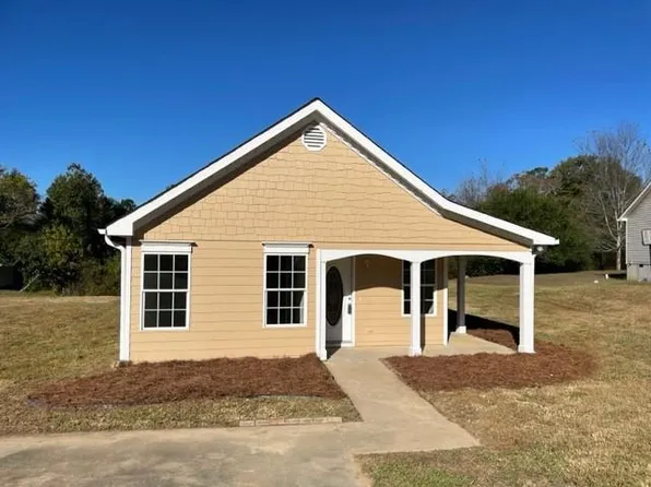 111 Zachary Dr, Talking Rock, GA 30175