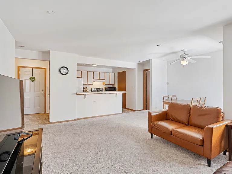 1351 Cunat Ct #2D — Photo 5