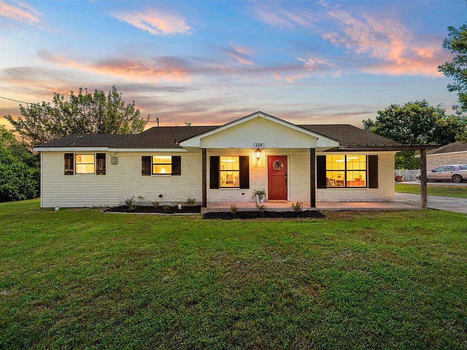 1st image of 119 Castleman Cir