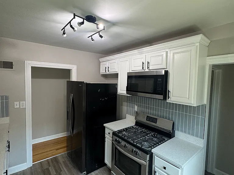 401 Rutledge St — Photo 3