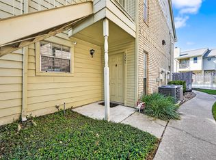 1515 Sandy Springs Rd #3001, Houston, TX 77042