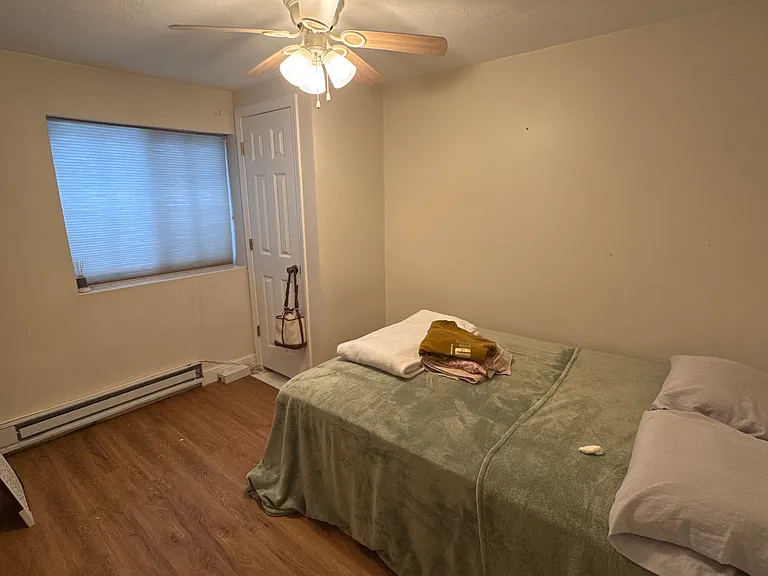 5 Royal Crest Dr #2E — Photo 9