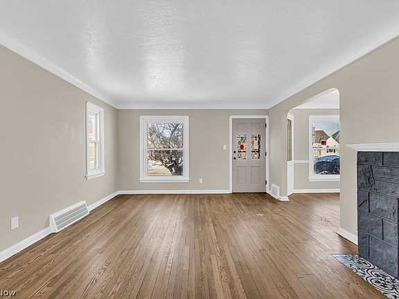 4th image of 4515 Albertly Ave