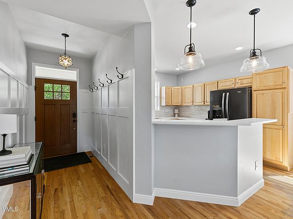 3rd image of 59 Hockett St