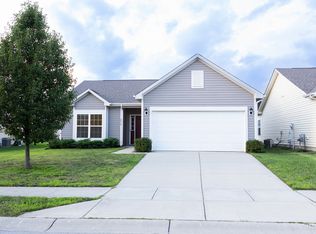 2574 Cedarmill Dr, Franklin, IN 46131