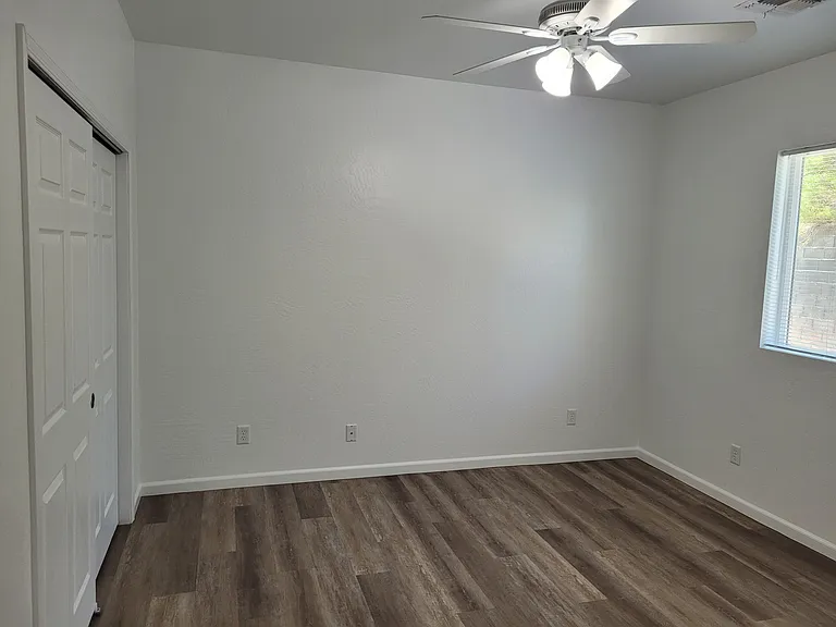 862 E Cherry Hills Way — Photo 14